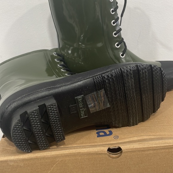 Huge Sale 🎉🎉🎉 Women's boots Olive Color Size : 9 BNIB - Picture 6 of 7
